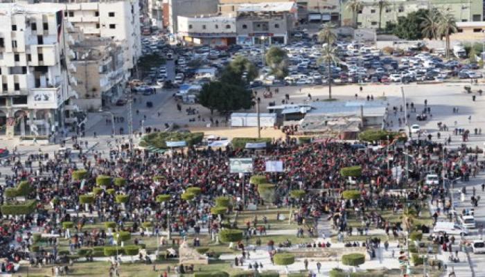 تصوير من الجو لاحتفالات اهالي مدينة الزاوية بالذكري الرابعة لثورة السابع عشر من فبراير