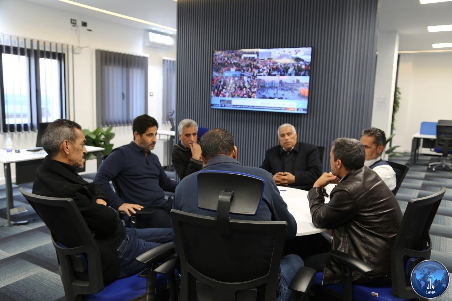 الاجتماع الاول لغرفة الاخبار بوكالة الانباء الليبية .