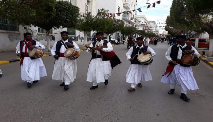 انطلاق كرنفال سلام ليبيا من قصر الخلد نحو ميدان الشهداء .