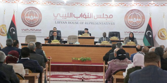عقيلة صالح يدعو لتشكيل لجنة من خارج النواب والدولة لتعديل بعض مواد الدستور