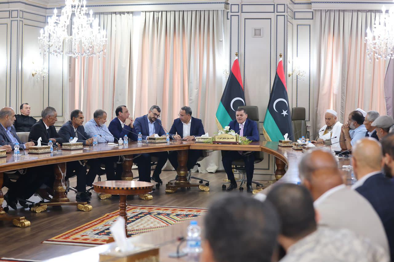 Head of the National Unity Government meets with a number of mayors of municipalities.