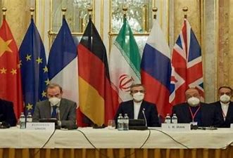   الاتحاد الأوروبي قدم النص النهائي للاتفاق بشأن الملف النووي الإيراني  . 
