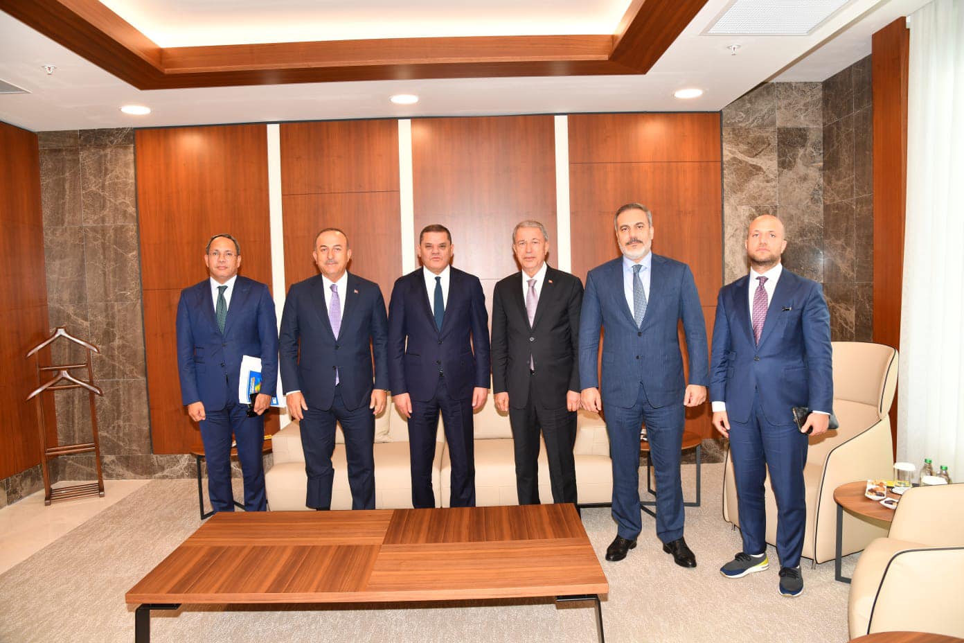Al Dabaiba meets in Istanbul with Ministers of Defense, Foreign Affairs and Head of Turkish intelligence.