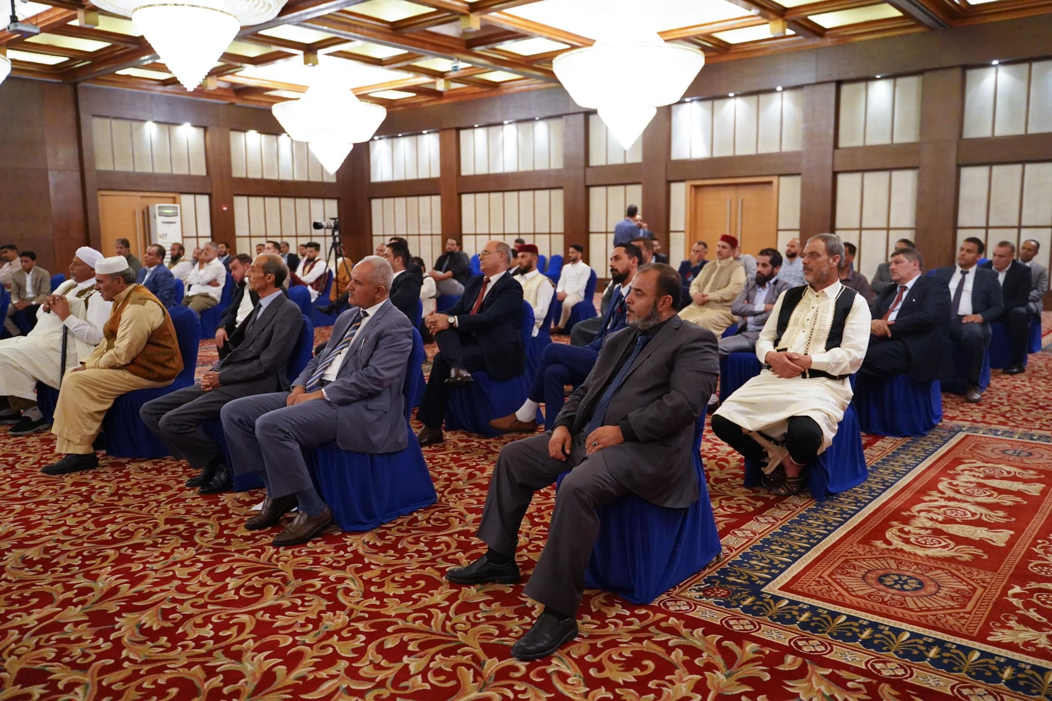 Al Mnefi discusses with delegation of notables, elders, elites and youth of Cyrenaica realization of the aspirations of Libyans and the arrival of elections as soon as possible.