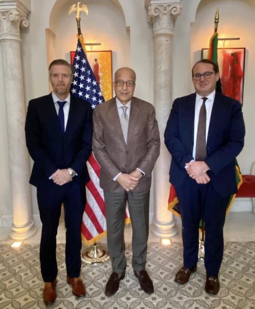  السفارة الامريكية : الكبير ومساعد وزير الخارجية الامريكية يتفقان على أهمية ضمان أن تذهب موارد ليبيا لتوفير الخدمات الأساسية ودعم الشعب الليبي .