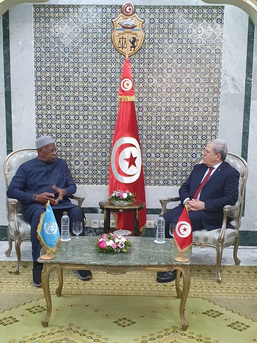 باتيلي ووزير خارجية تونس يحثان مجلسا النواب والدولة على سرعة الانتهاء من إعداد الإطار الدستوري للانتخابات.