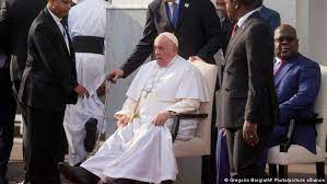 بابا الفاتيكان مخاطبا العالم: ارفعوا أيديكم عن إفريقيا - عسى أن تكون إفريقيا بطلة مصيرها.