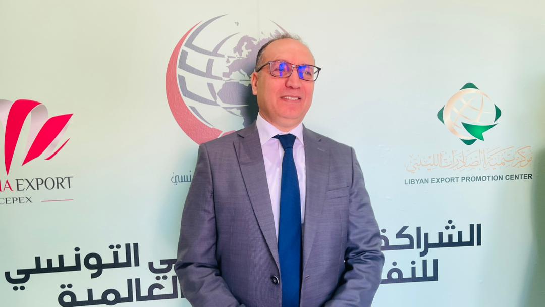 Tunisian ambassador to Libya confirms his government's keen interest to support trade relations and cooperation between the two countries.