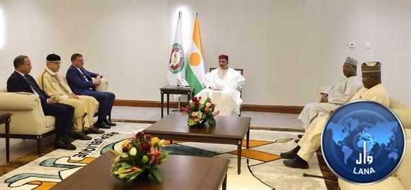 The President of Niger receives the President of the Government of National Unity in Niamey.