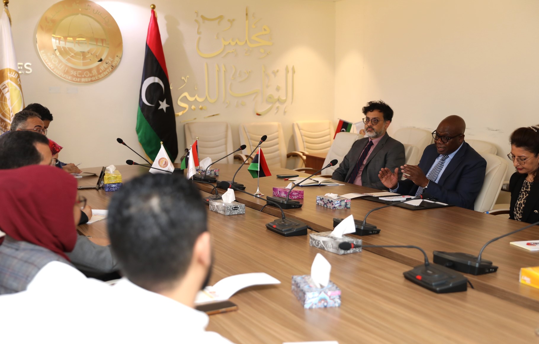 L'initiative de M. Batelli, au cœur d'une rencontre entre M. Reason Zeninga, et un certain nombre de parlementaires libyens.