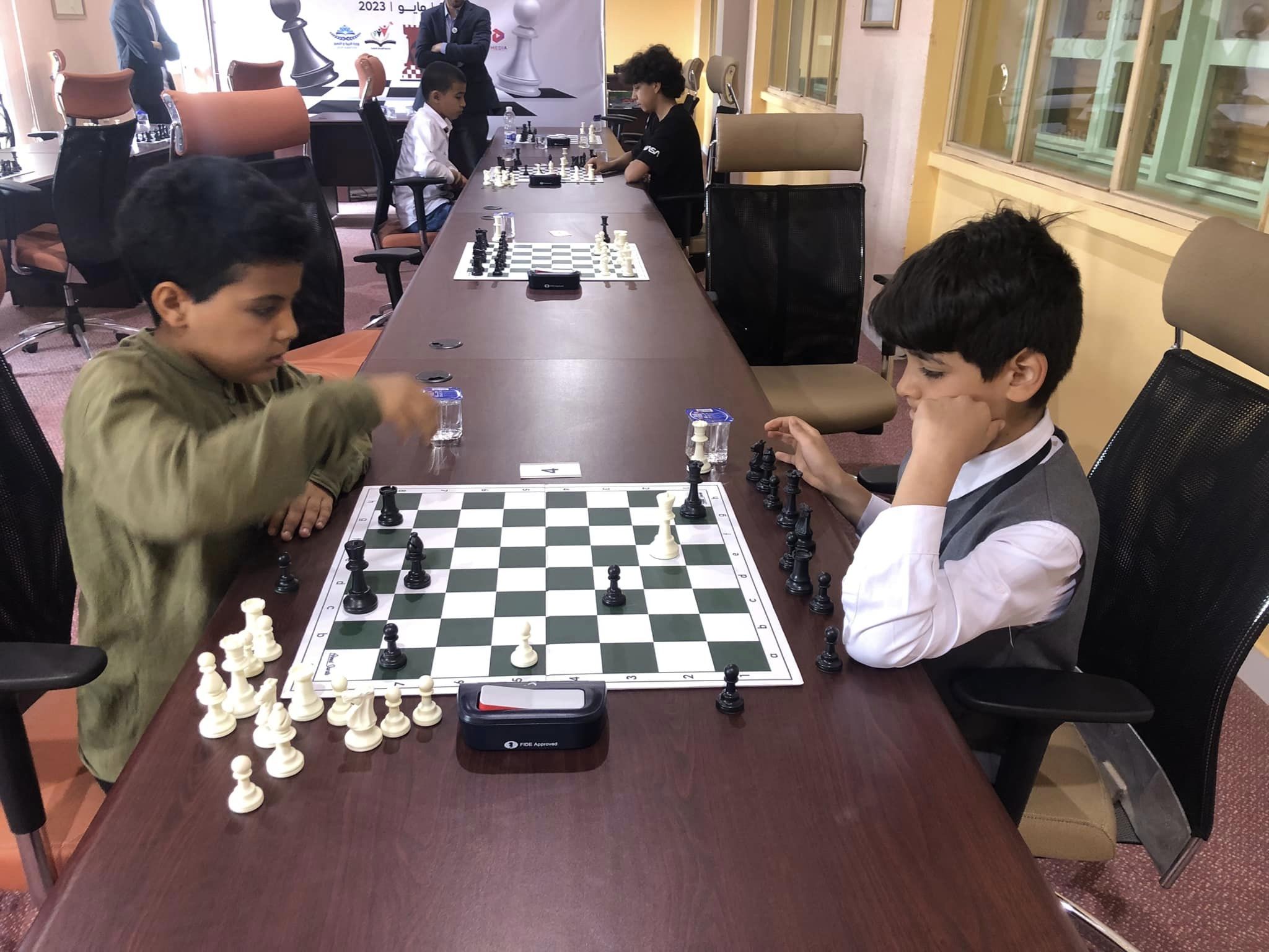  البطولة الأولى للشطرنج المدرسي على مستوي البلديات