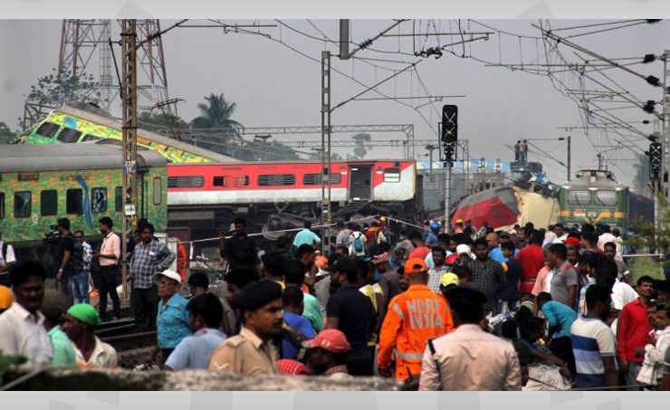 ارتفاع حصيلة قتلى تصادم قطارين شرقي الهند‘لى 288 قتيلا.