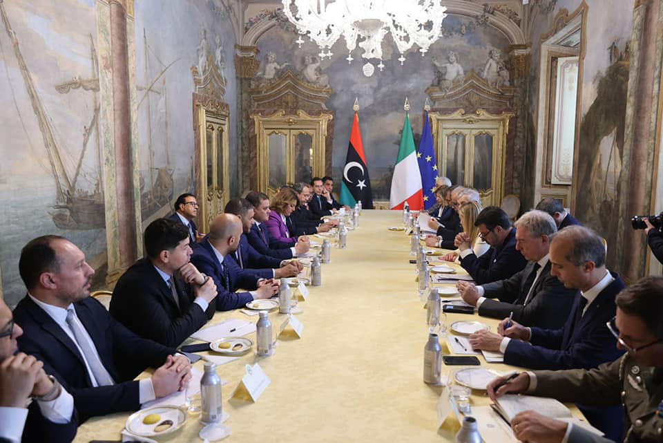 The government of national unity signed a number of memorandums of understanding with the Italian government.