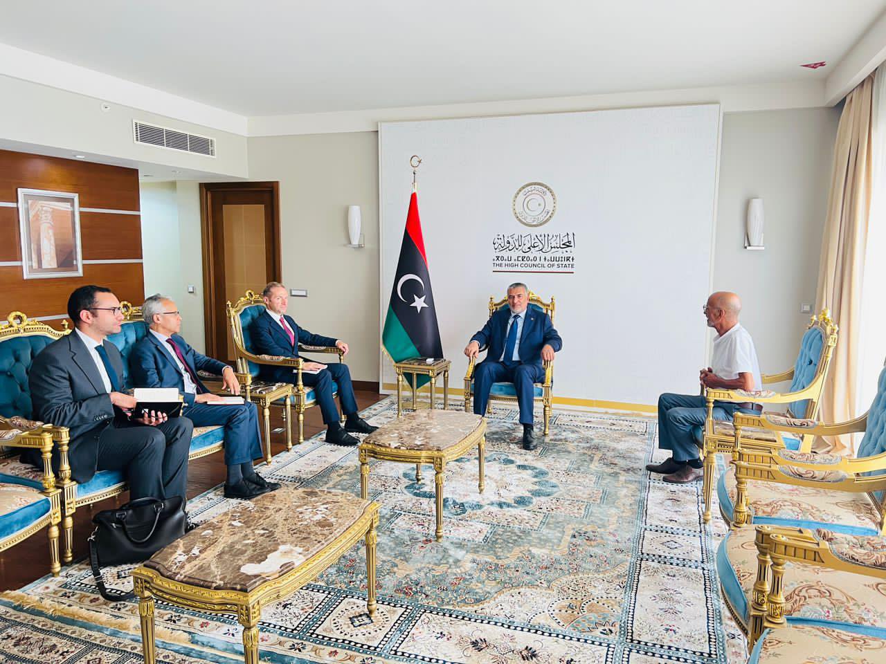 Takala discusses with the French envoy the current political events in Libya.