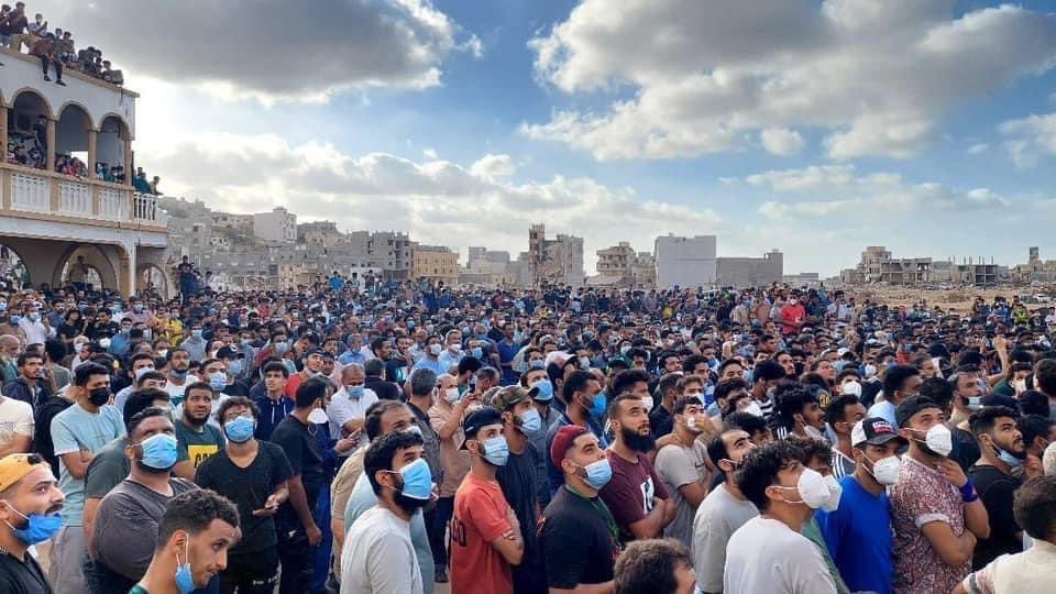 Demonstrators in Derna demand that those responsible for the collapse of the two dams be held accountable