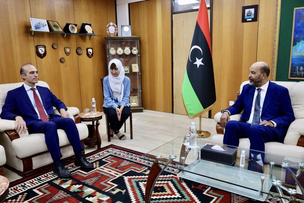 (Al-Koni) discusses with the Italian Ambassador to Libya enhancing aspects of bilateral cooperation, especially in the field of oil and gas.