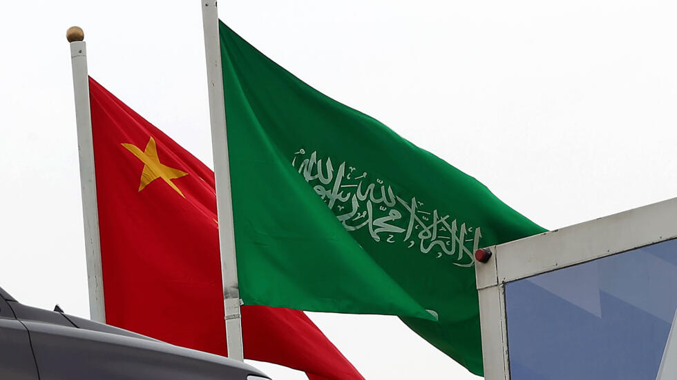 الصين والسعودية تجريان مناورات بحرية مشتركة الشهر المقبل.