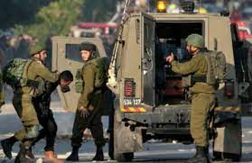  قوات الاحتلال تعتقل خمسة فلسطينيين من محافظة نابلس. 