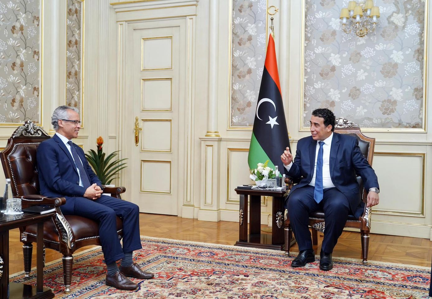 Al-Manfi discusses with the French ambassador the political developments in Libya and files of interest to both countries.