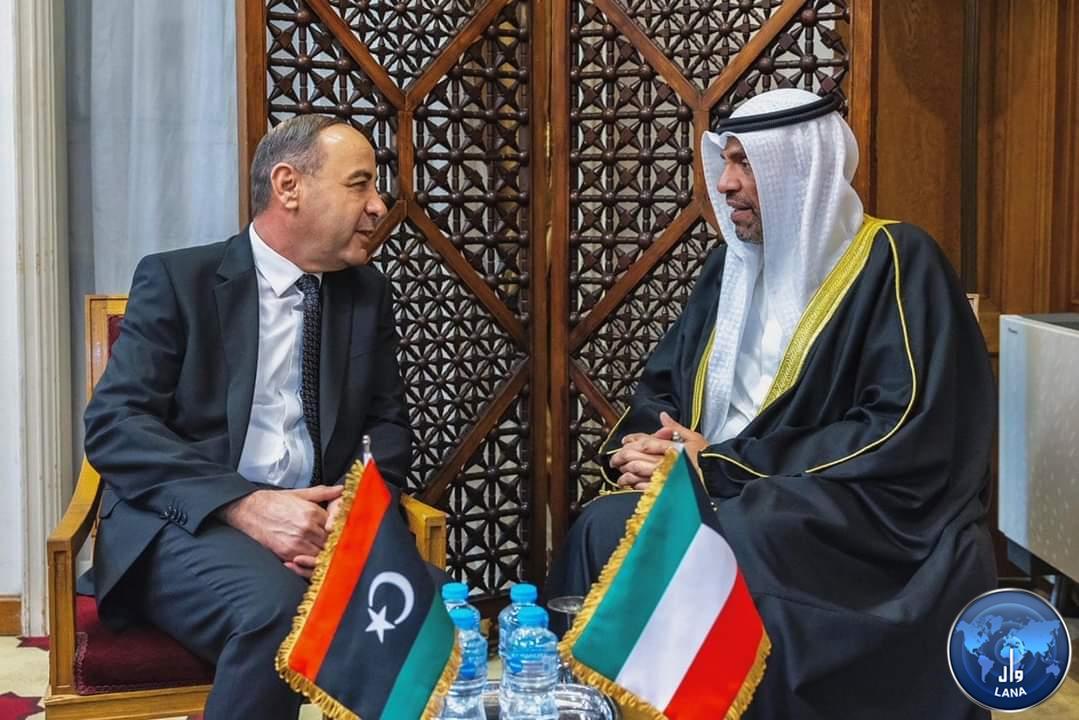 Al-Baour discusses with the Kuwaiti Foreign Minister the activation of agreements and memorandums of understanding between the two countries.