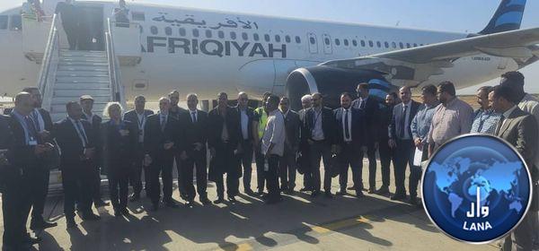 After a pause due to the war.. the first Libyan flight arrives at Port Sudan International Airport.