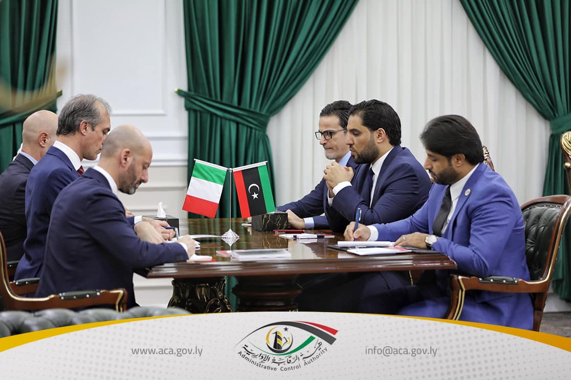 Qaderbuh and the Italian Ambassador to Libya discuss cooperation in the areas of oversight and anti-corruption.