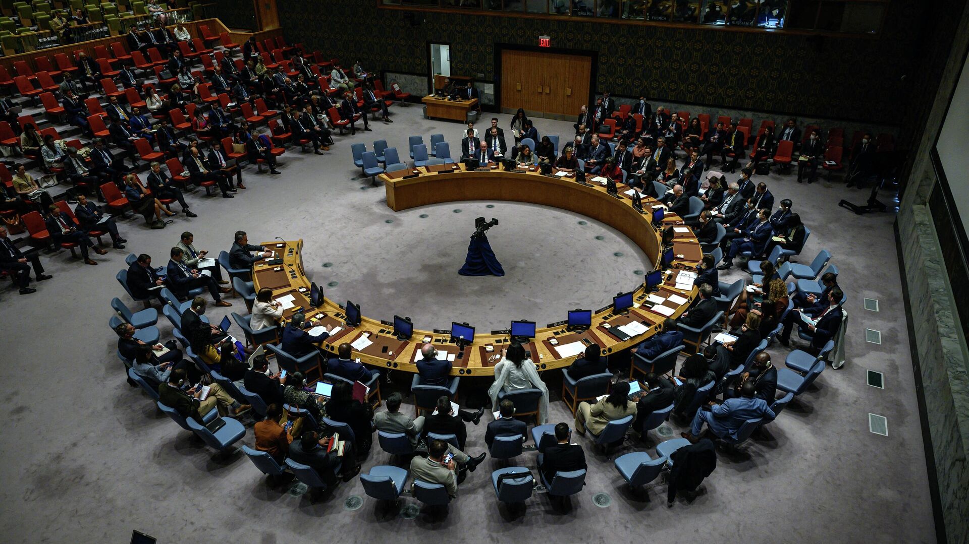 مجلس الأمن يسعى مجدداً لتبني قرار يطالب بوقف فوري لإطلاق النار في غزة.