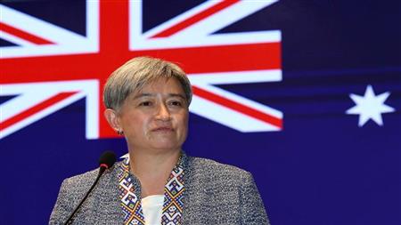 وزيرة الخارجية الأسترالية   تقول ان بلادها  ستدرس الاعتراف بدولة فلسطينية .