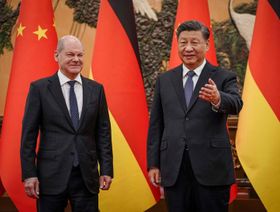 رئيس الصين لمستشار ألمانيا : يجب تطوير العلاقات من منظور طويل الأمد. 