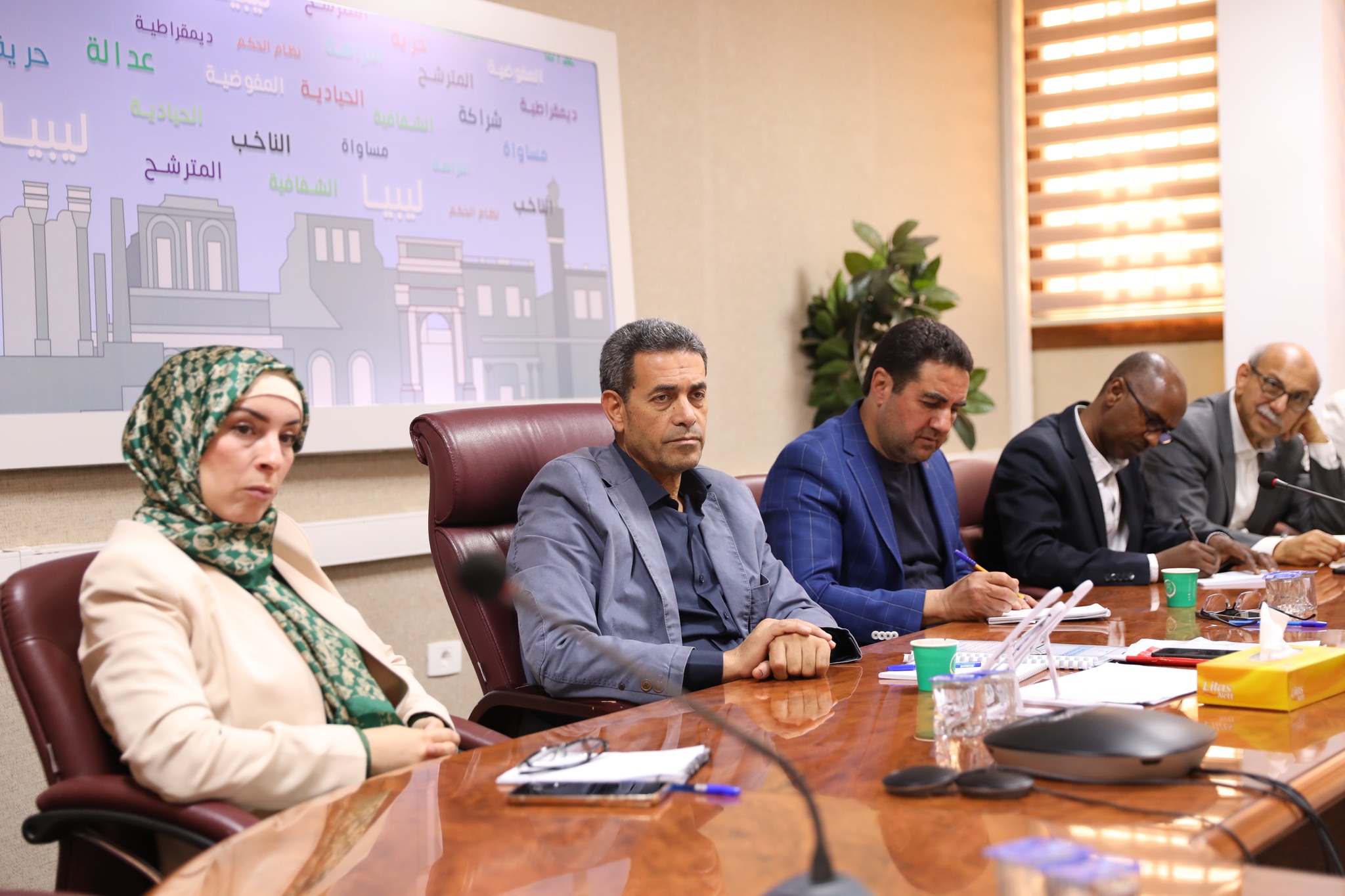 مجلس المفوضية الوطنيةالعليا للانتخابات يعقد اجتماعا  حول الاستعدادت لانتخابات المجالس البلدية المزمع تنفيذها العام الحالي .