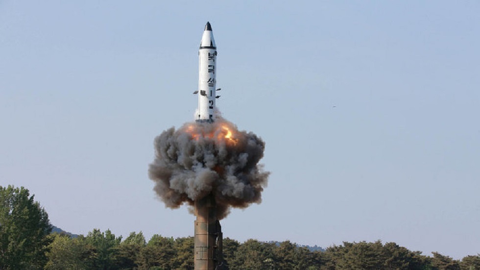 كوريا الشمالية تعلن عن إجرائها اختبار لصاروخ جديد مضاد للطائرات
