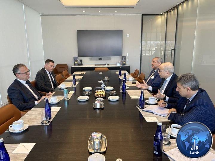 Al-Kabeer discusses with officials of the American Bank (New York Mellon) cooperation in the fields of technology and cybersecurity.