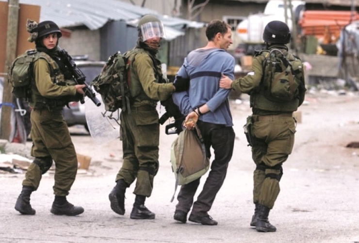 قوات الاحتلال الإسرائيلي اعتقلت 8455 فلسطينيا من الضفة الغربية منذ بدء العدوان على قطاع غزة.
