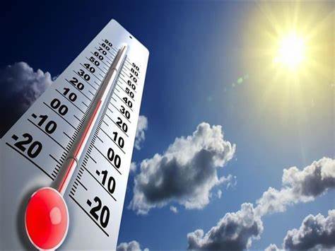 هيئة الأرصاد الأمريكية : الولايات المتحدة قد تشهد درجات حرارة مرتفعة هذا الصيف وحرائق غابات وأعاصير.