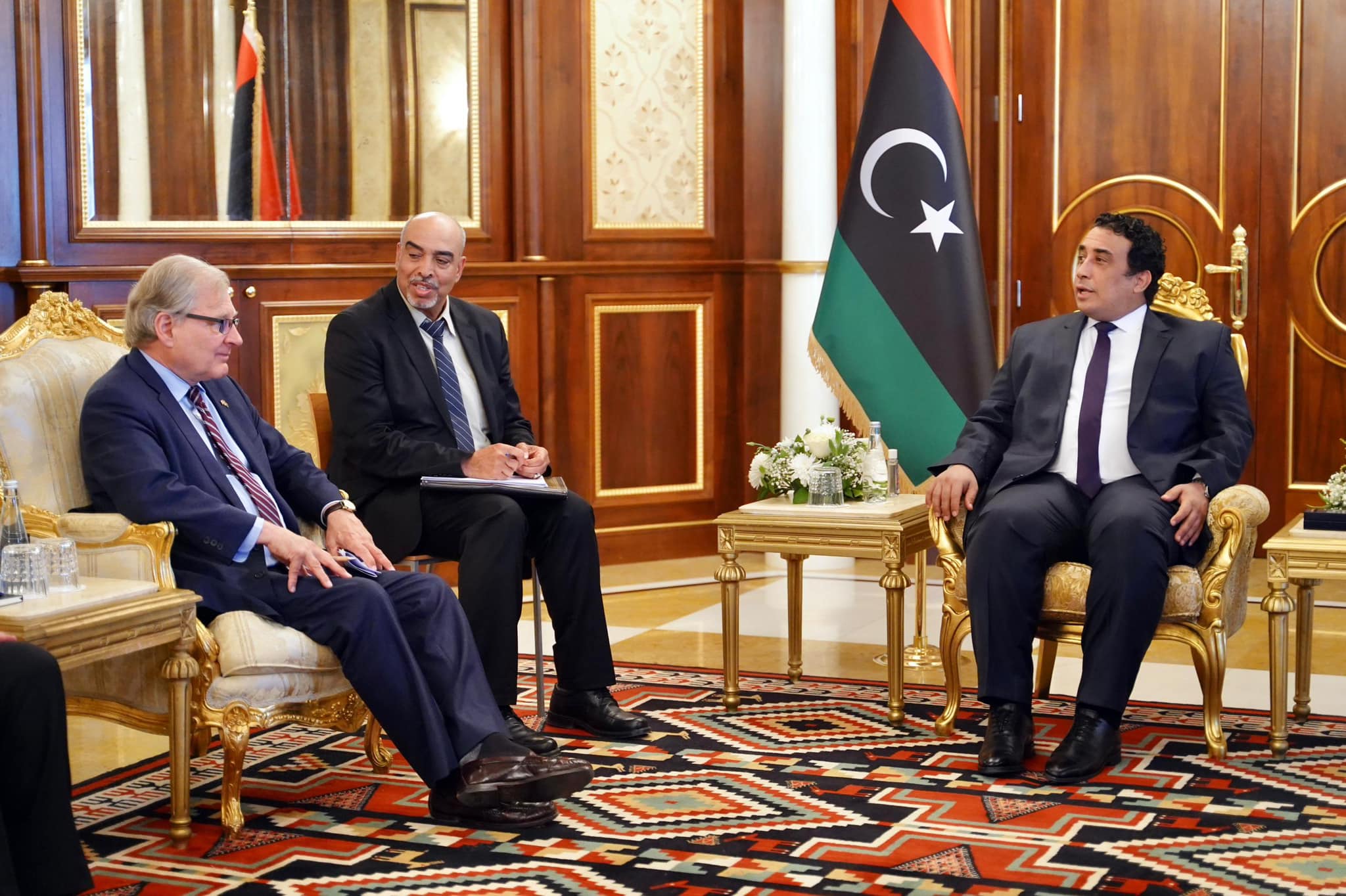 المنفي يبحث مع نورلاند  تطورات الأوضاع السياسية في ليبيا و تفعيل عمل اللجنة المالية .