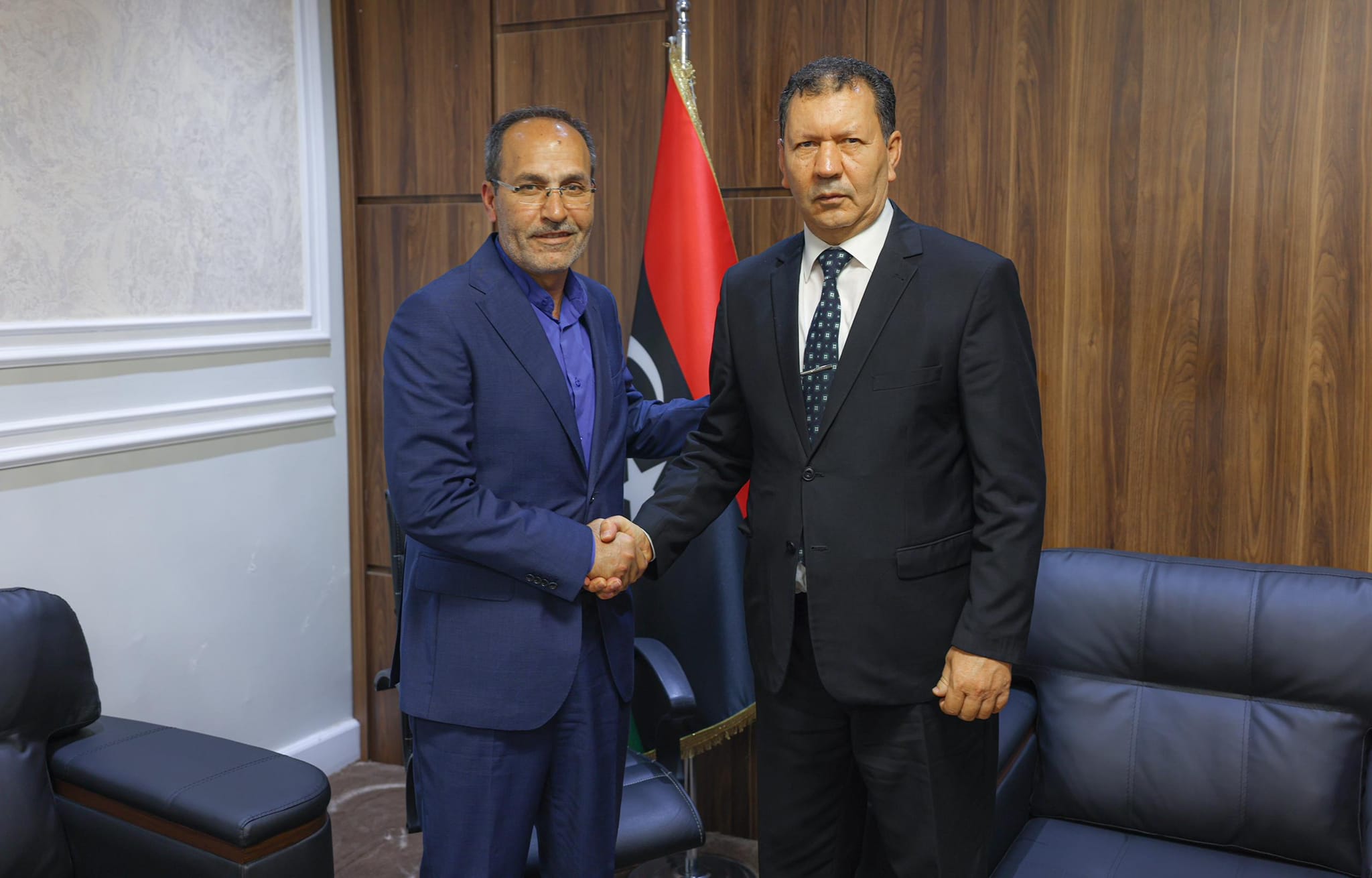 وكيل وزارة الخارجية للشؤون السياسية يجتمع مع القائم بأعمال سفارة إيران في طرابلس .