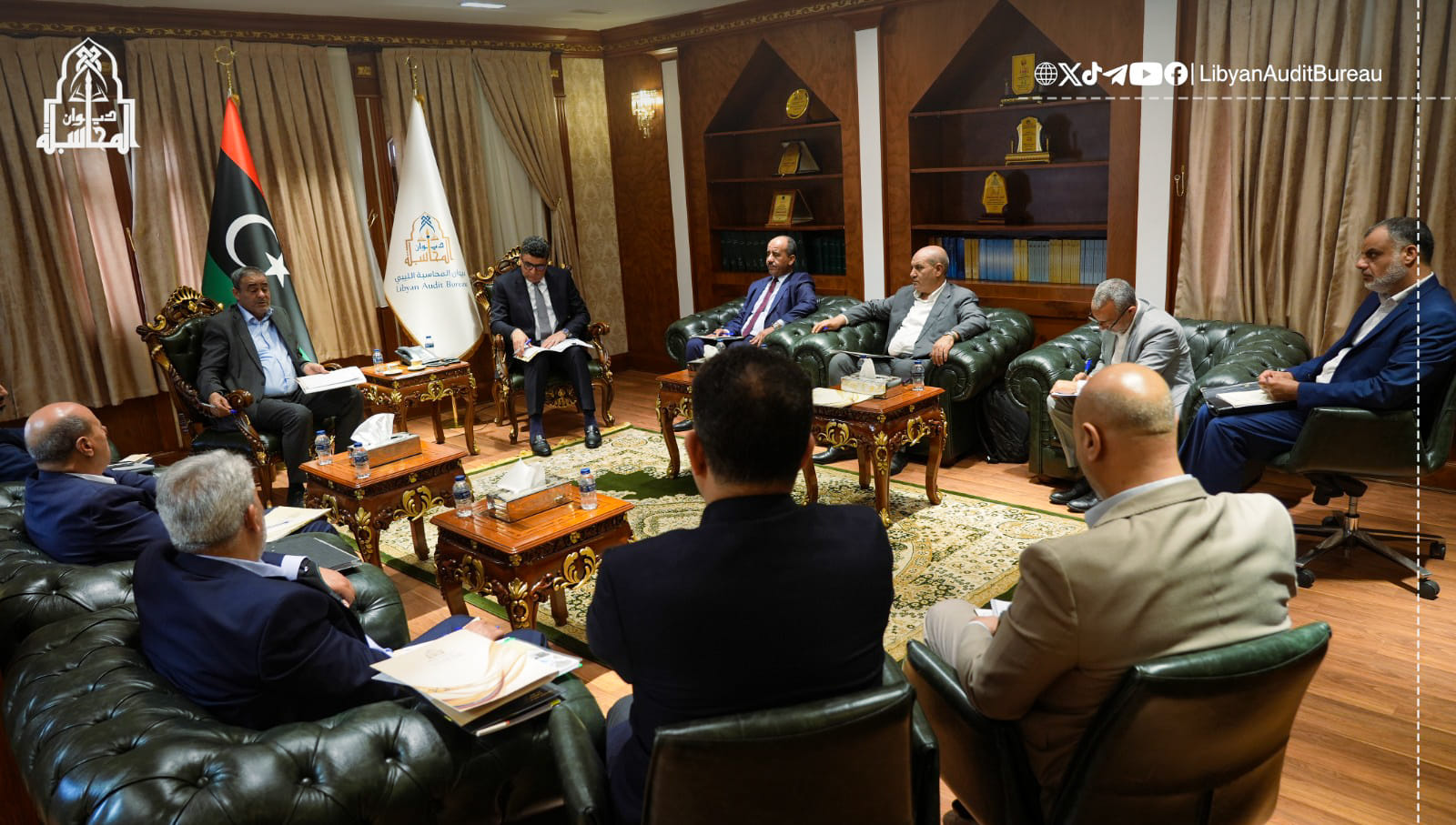 شكشك يناقش مع وزير المواصلات خطة إنقاذ شركة الخطوط الليبية وتذليل الصعوبات التي تواجهها .