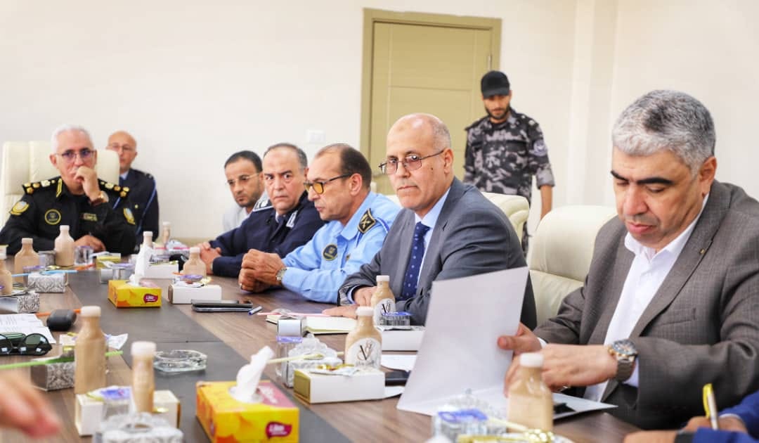 An expanded security meeting at Ras Ajdir border crossing between the Libyan and Tunisian sides.