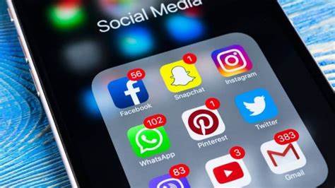 أستراليا تعلن تشكيل لجنة برلمانية  لبحث  تأثير مواقع التواصل الاجتماعى على الحياة اليومية