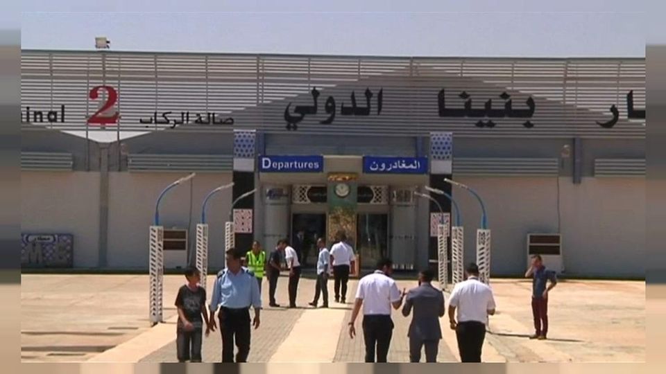  إغلاق مؤقت لمطار بنينا الدولي ببنغازي .