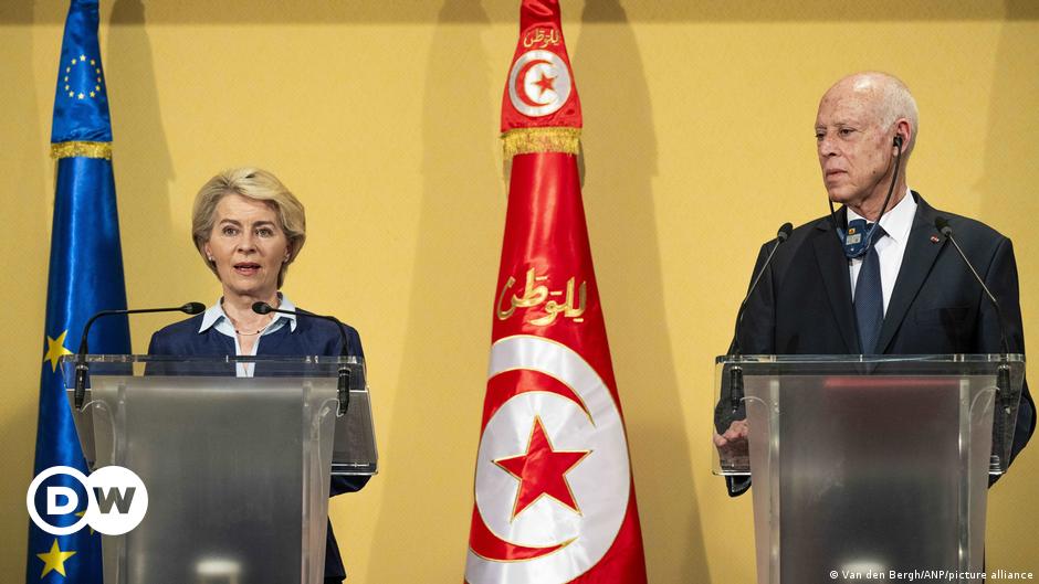  الاتحاد الأوروبي يعرب عن قلقه إزاء موجة التوقيفات الأخيرة في تونس .