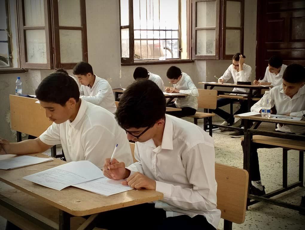 ( 3483 )  تلميذ في مراقبة تعليم طرابلس المركز  يتقدمون لامتحانات مادة الحاسوب لمرحة اتمام التعليم الاساسي . 