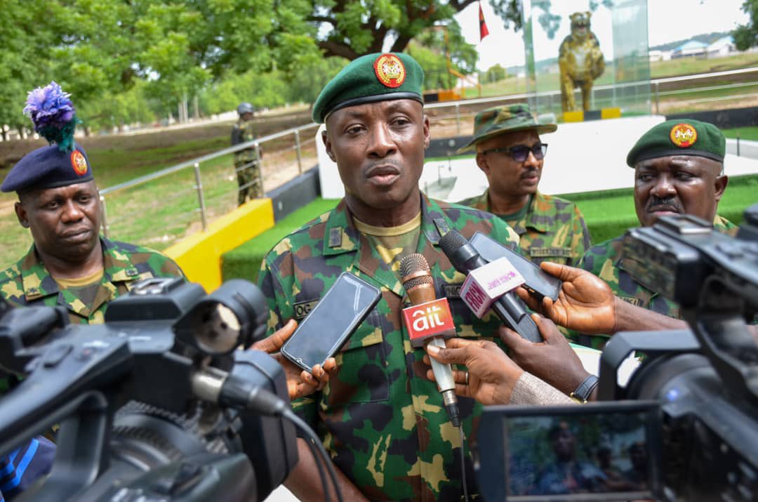 الجيش في نيجيريا يحرر 350 رهينة من قبضة "بوكو حرام" .