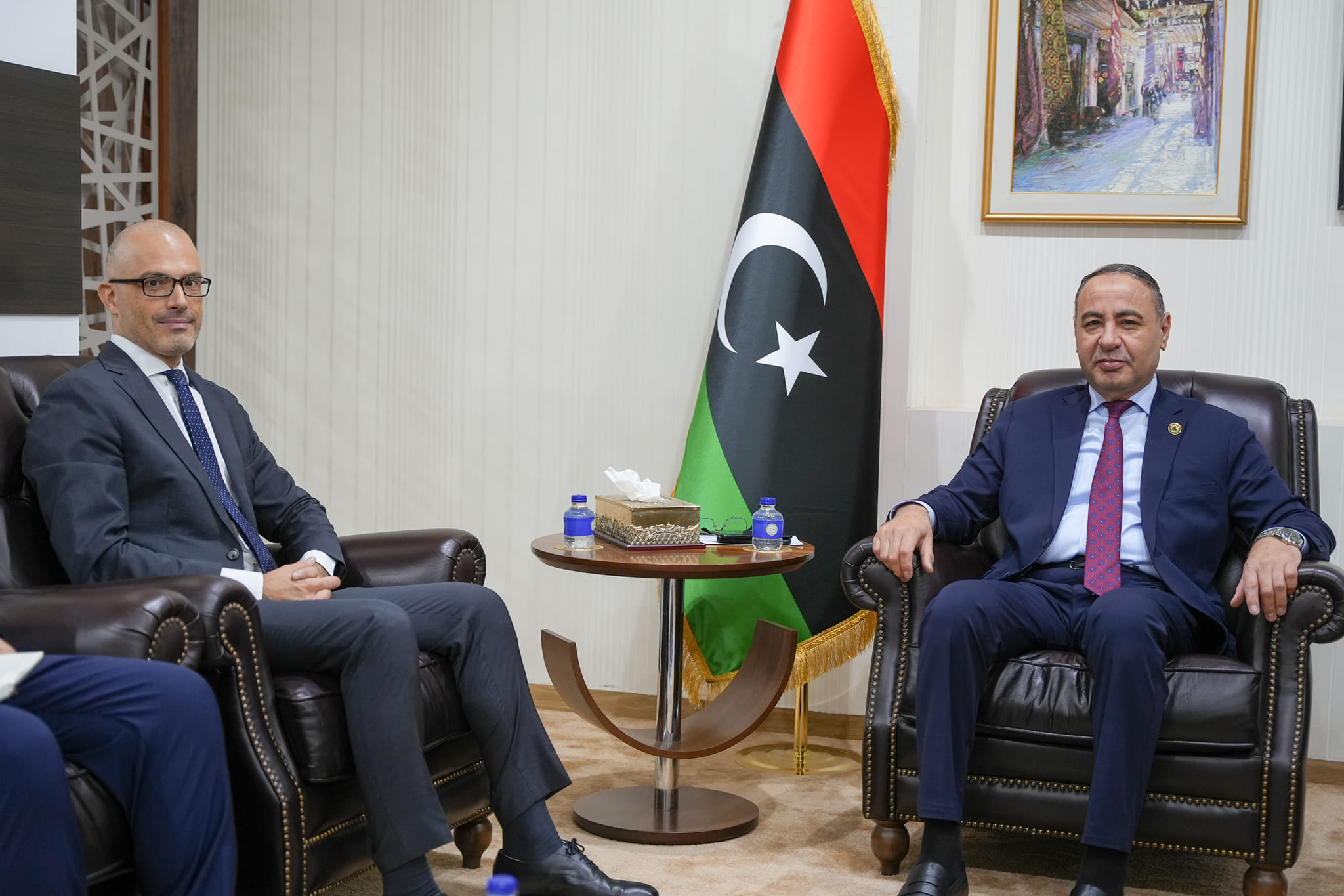 الباعور يبحث مع سفير الاتحاد الأوروبي التعاون بين ليبيا والاتحاد الأوروبي  .