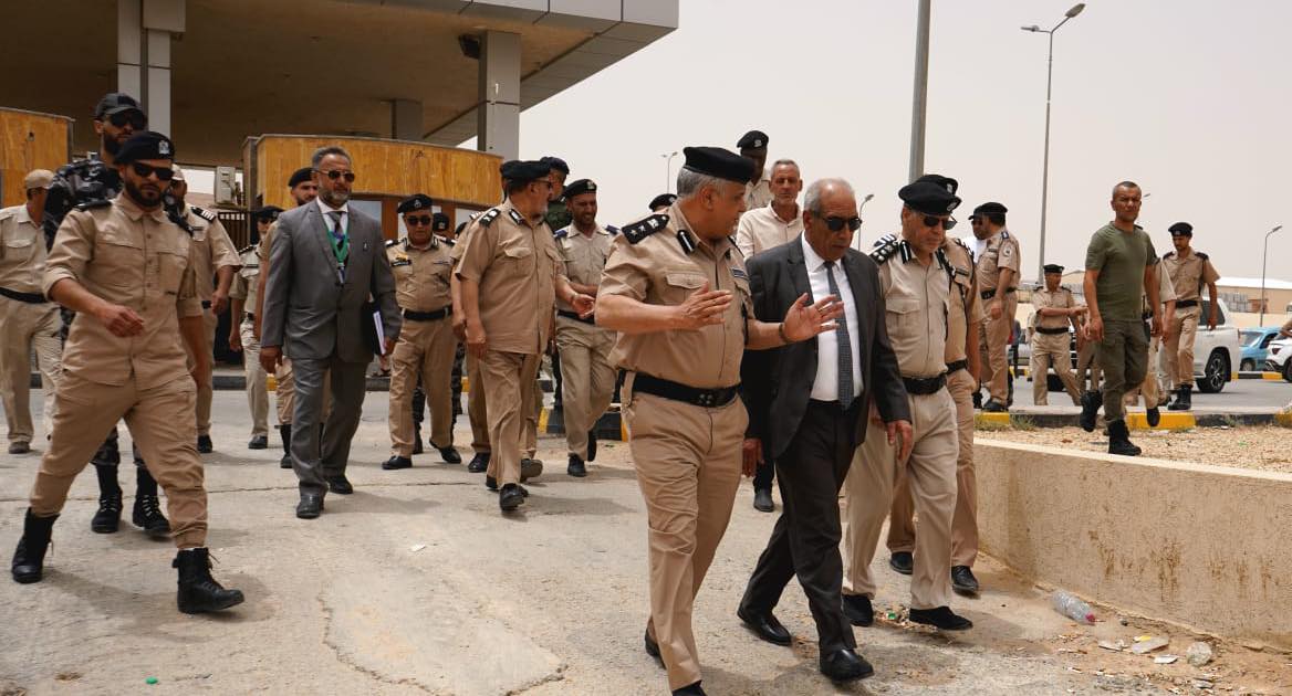 The Undersecretary of the Ministry of Interior for Public Affairs inspects the progress of work and security control at the Wazen land port.