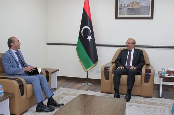Al-Lafi discusses with the Italian ambassador developments in the political process in Libya.