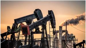 استقرار أسعار النفط مع ترقب السوق لاجتماع منظمة أوبك. 