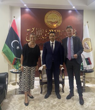 السفير الألماني لدى ليبيا  :  حوارات كاتيا كويل  مع النوري  و تكالة حوارات هامة تركزت حول أهمية القواعد التشريعية لعملية سياسية شاملة لإجراء الانتخابات. 