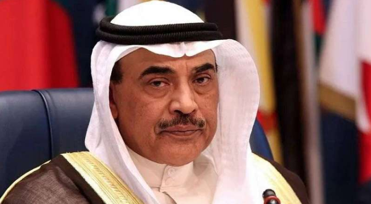 أمير الكويت يعلن الشيخ صباح خالد الحمد الصباح وليا للعهد.