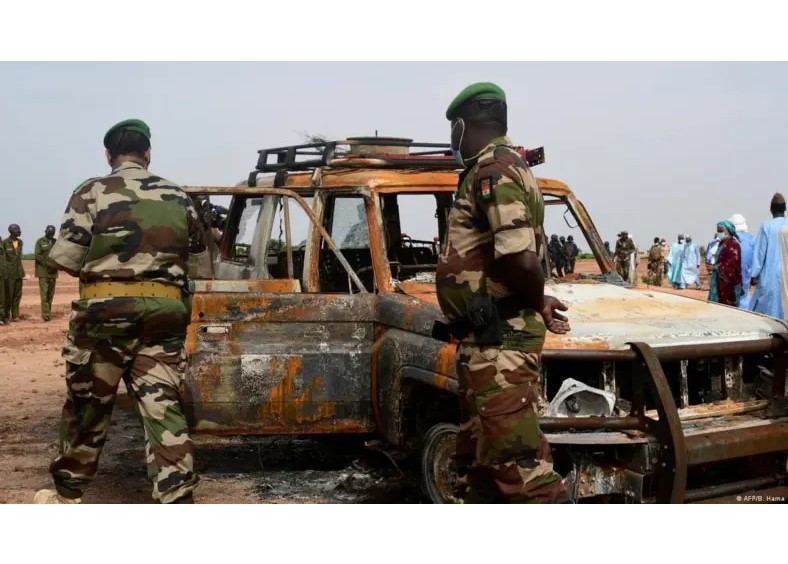 مقتل 4 أشخاص من بينهم جندي في النيجر.